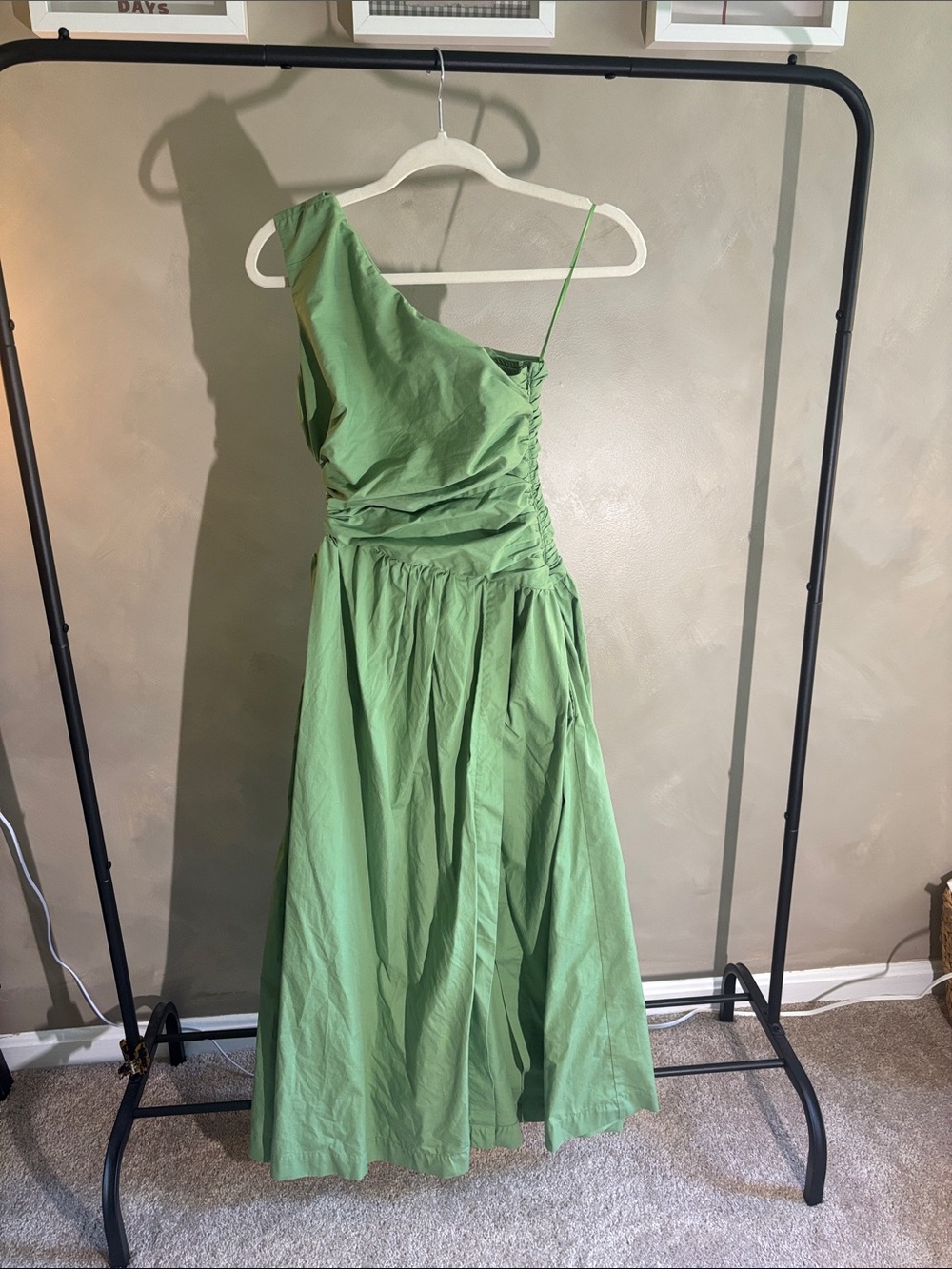 Abercrombie & Fitch One-Shoulder Green Dress
